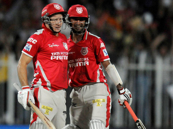 35 ரன்களில் புஜாரா அவுட்