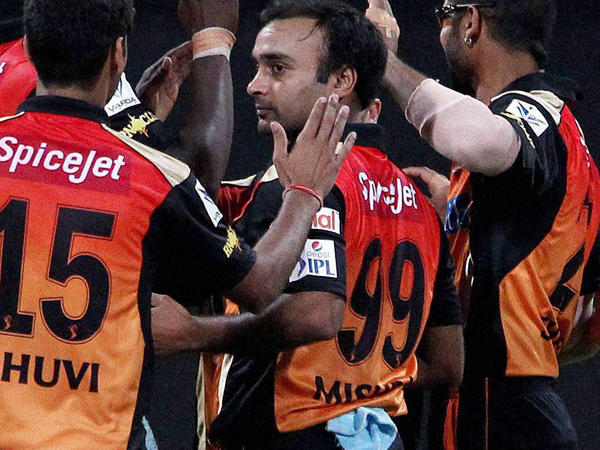 அமித் மிஸ்ரா பாவம்ய்யா