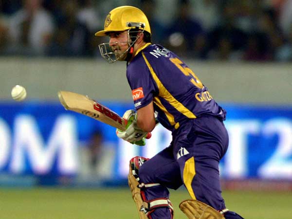 ஹாட்ரிக் முட்டை காம்பீர்..