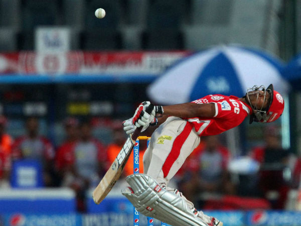 எமிரேட்ஸ் தொடரில் முழு வெற்றி