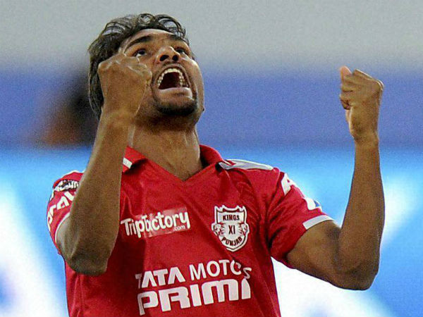 அடுத்தடுத்து 2 மேன் ஆப் தி மேட்ச்