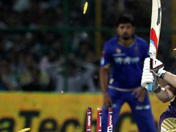 16வது ஓவரில்