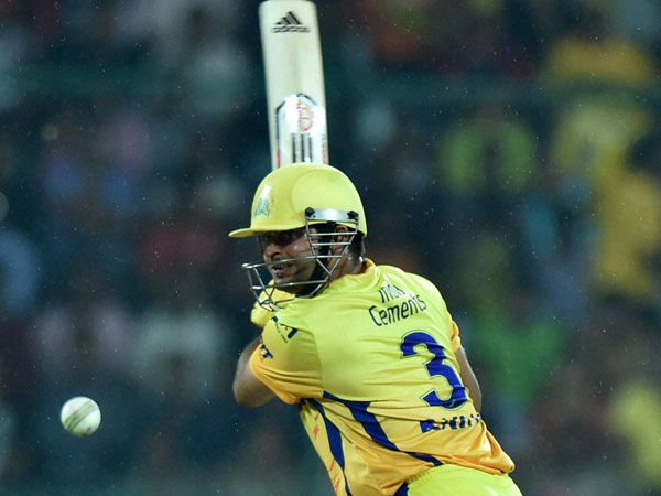 சுறுசுறுப்பான சுரேஷ் ரெய்னா