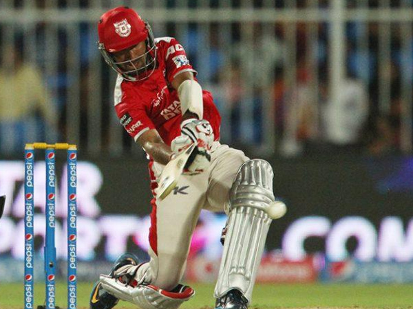 மேக்ஸ்வெல்.. மேக்ஸ்வெல்