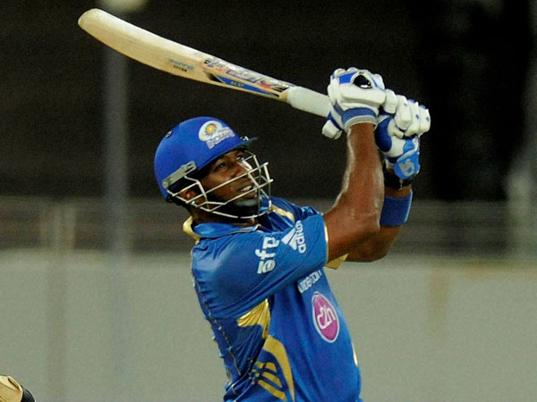 சர்மா- போலார்ட் சவால்