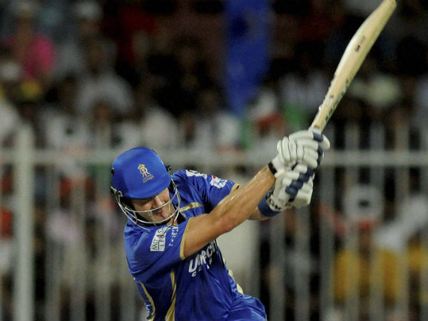 10 ஓவரில் வலுவான நிலை