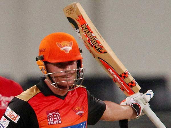 முதலில் ஆடிய ஹைதராபாத்