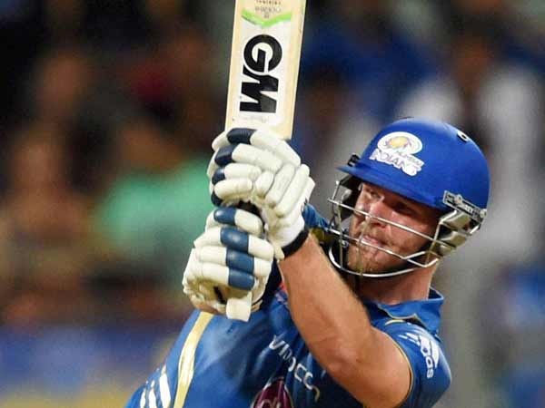 கோரி ஆண்டர்சன் உஷார் உஷார்...