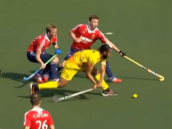 இங்கிலாந்துடன் மோதல்