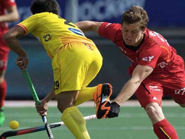 அசத்திய தரம்வீர் சிங் 