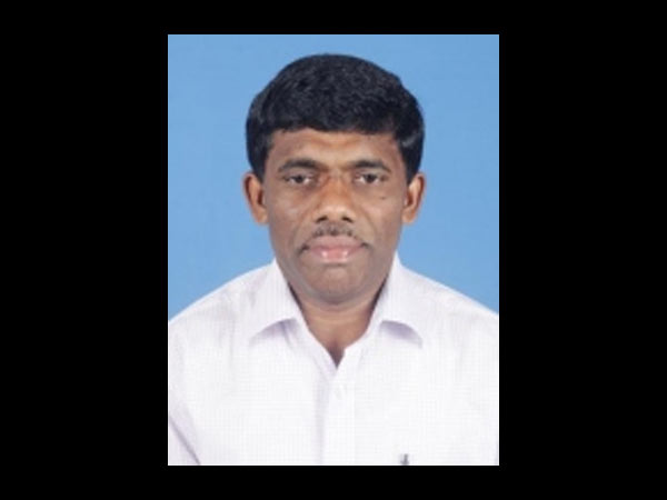 தவாட்கரின் முதல் பயணம்: