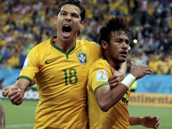 முதல் போட்டியிலேயே..