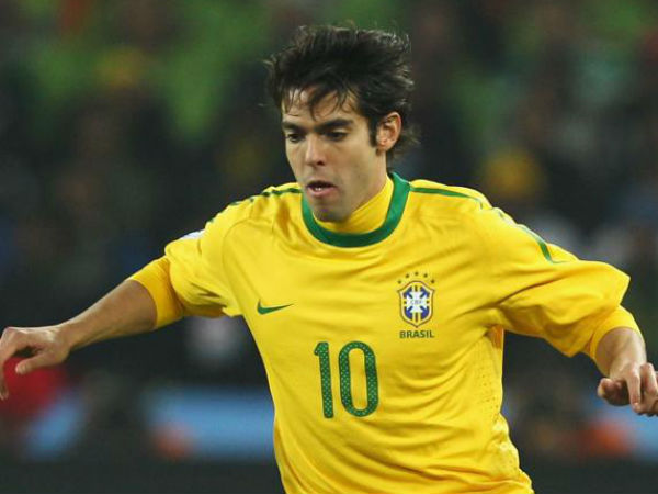 அழகு கொஞ்சும் ஆட்டக்காரர்