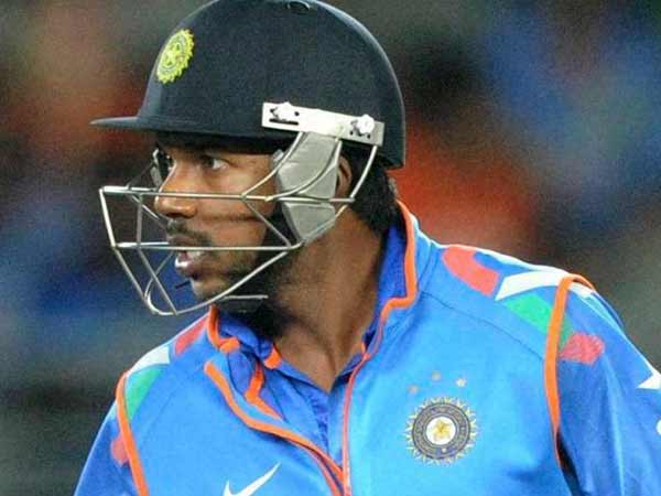 வருண் ஆரோன்