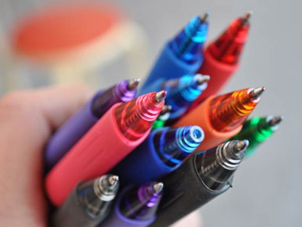 கலர் கலரா எழுதுங்க