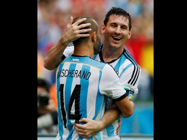 வானில் இருந்து வந்தவர்