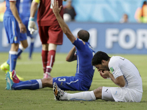 தோளில்ல கடி