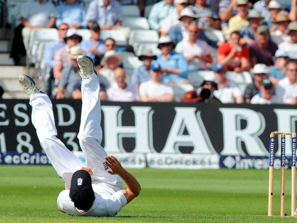 கை கோர்த்த புவனேஷ்- ஷமி ஜோடி