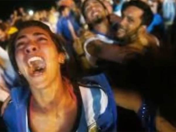 காப்பாத்திட்டடா சாமி....