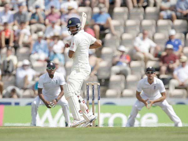 பந்து திரும்பும்