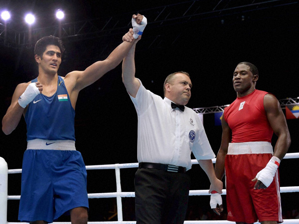 இறுதியில் விஜேந்தர்சிங்