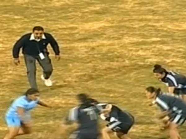 பிரபல வீரர்கள் ஆதரவு