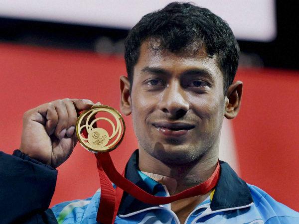 முதல் நாளில் 2 தங்கம்