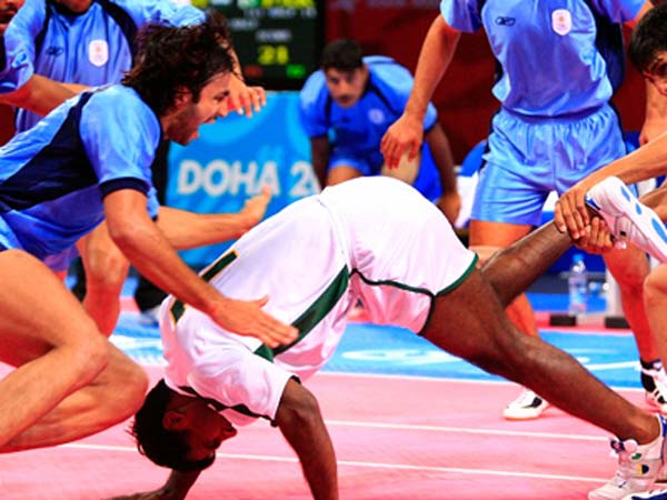 டிவிட்டர் - பேஸ்புக் தூங்குதே