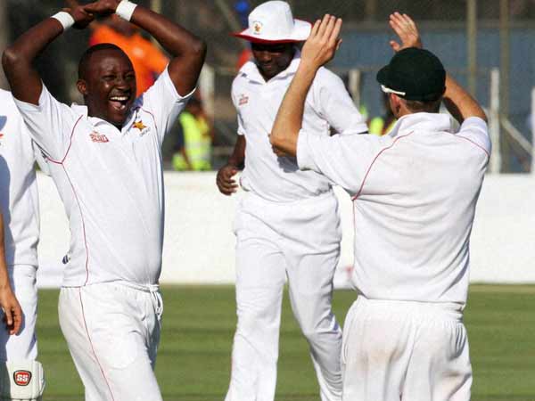 நியும்பு அபாரம்: