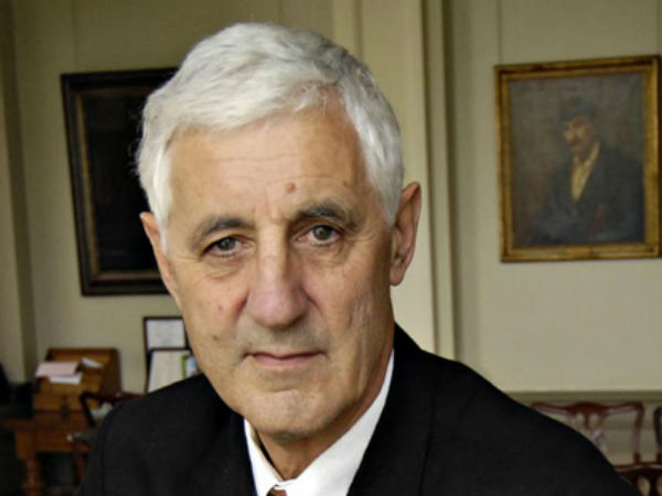 பிரியர்லி விமர்சனம்