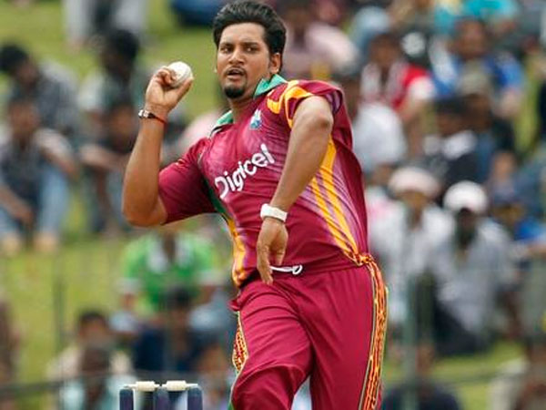 வில்லனாக வந்த ராம்பால்