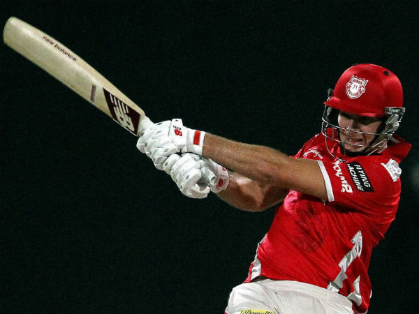 கடைசி ஓவரில் ஜில் ஜில் சிக்ஸ்