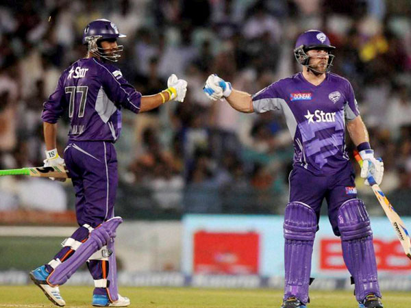 சோயிப் அதிரடி