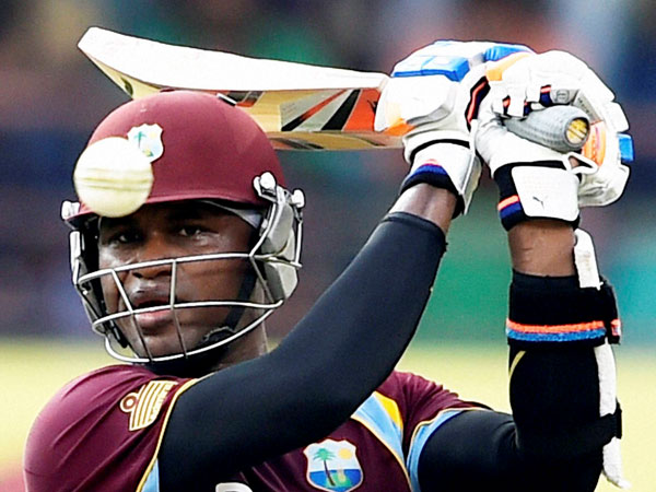 சாமுவேல்ஸ் அபாரம்