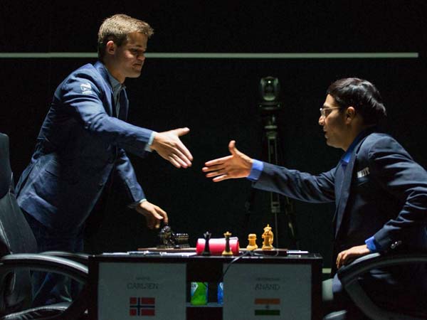 போராட வேண்டிய நிலைக்குப் போன ஆனந்த்