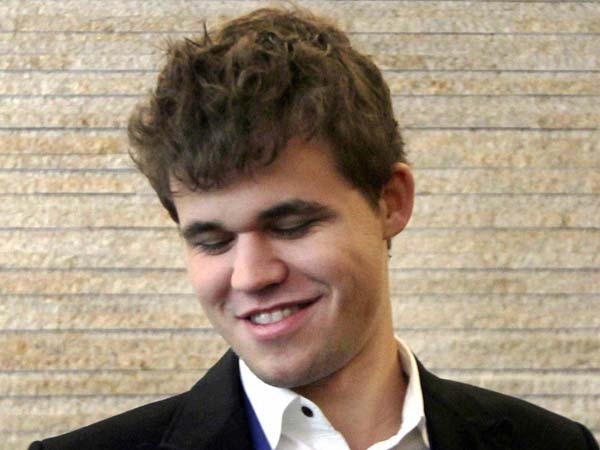 சவால் விட்ட கார்ல்சன்