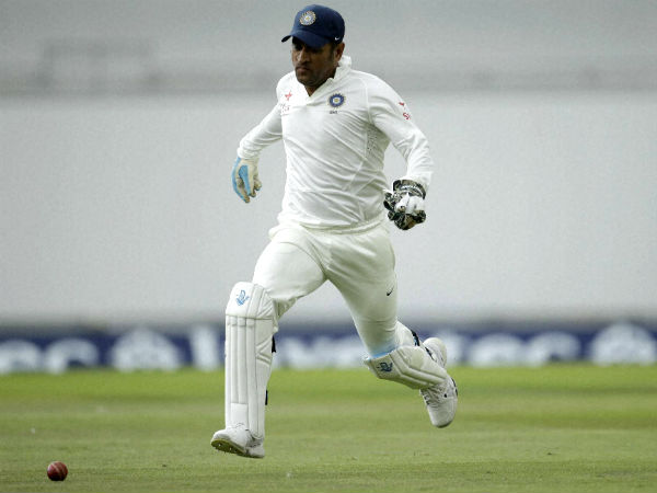 விக்கெட் கீப்பர்-பேட்ஸ்மேன்