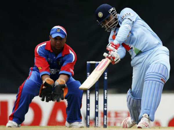 ஆஸி.யிடம் பதுங்கி.. பெர்முடாவிடம் பாய்ந்து..