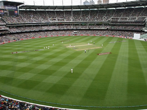 மீண்டும் மெல்பர்ன்