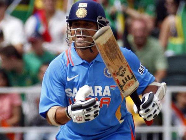 சச்சினை பார்த்ததுமே அதிரும்