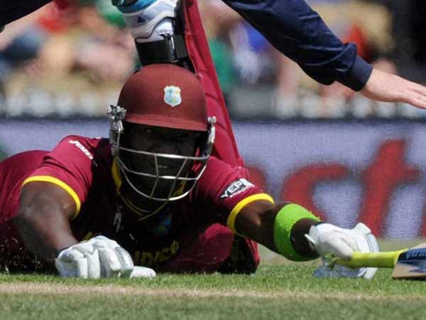 மே.இ.தீவுகள் அபாரம் மே.இ.தீவுகள் அபாரம்