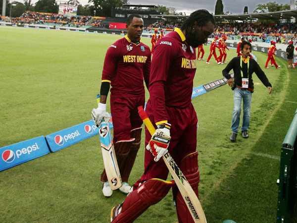 சதத்தை எட்டிய சாமுவேல்ஸ்