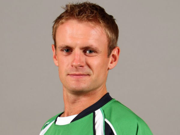 அயர்லாந்து அதிரடி தொடக்கம் 