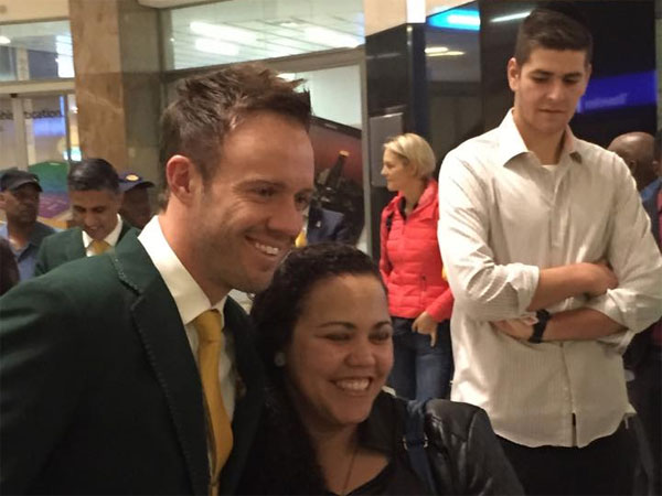 வீரர்களம் ரசிகர்களும்