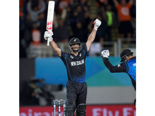 தங்கைக்கு பரிசு