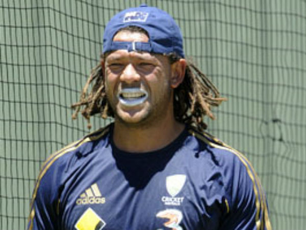 சைமண்ட்ஸ்