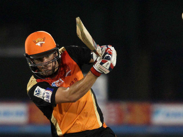 டாஸிலும் ஜெயித்த ஹைதராபாத்