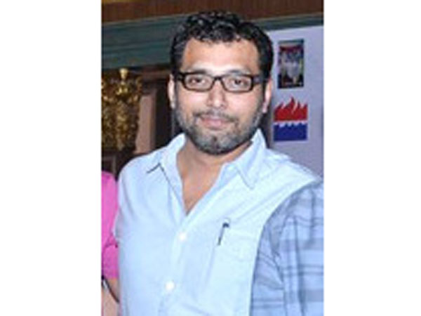 படக்குழு...