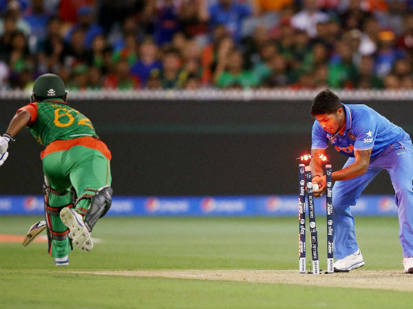 இந்தியா ஆதிக்கம்