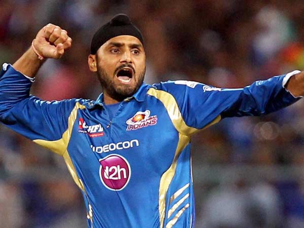 மும்பைக்கும் 3 பேர்